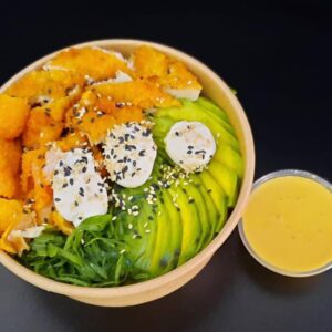 B-131). Gohan huancaína (bañado en salsa huancaína)